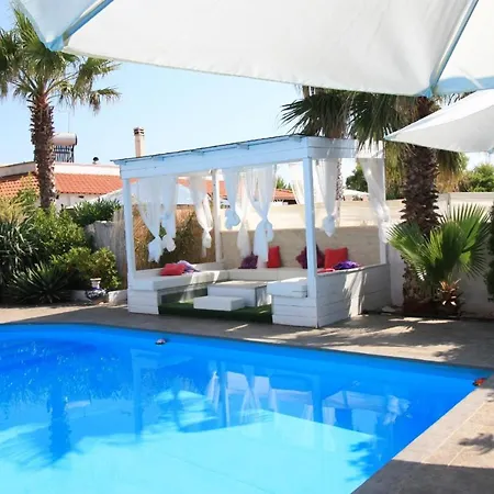 Cotriero Pool *